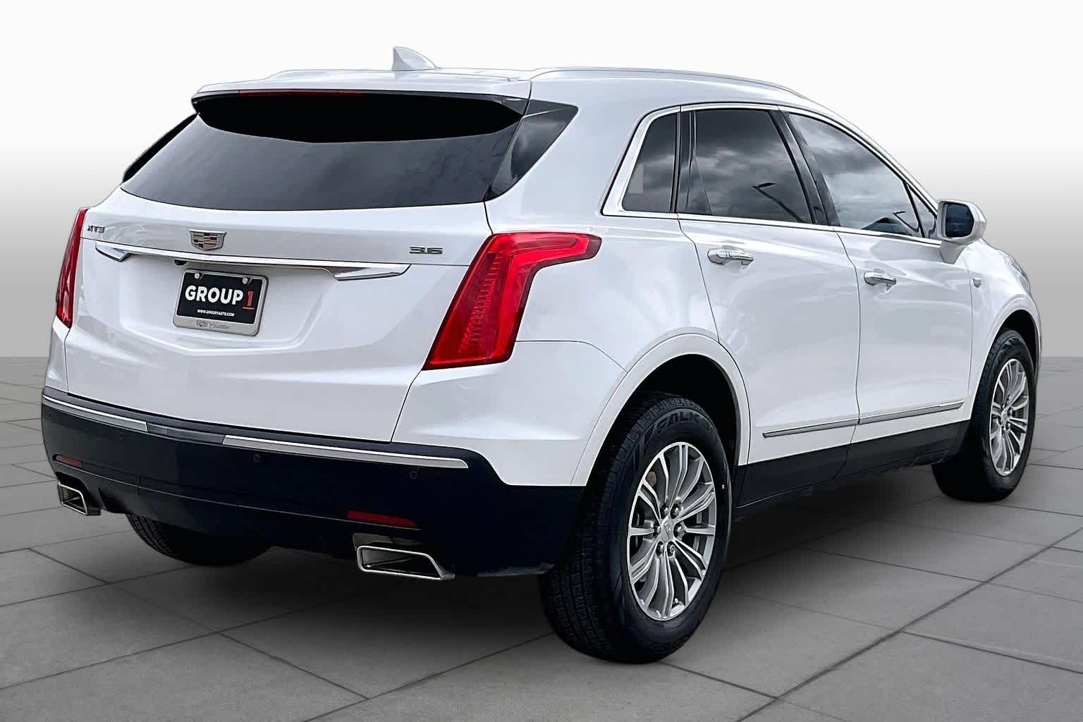 2018 Cadillac XT5 photo 13 of 35