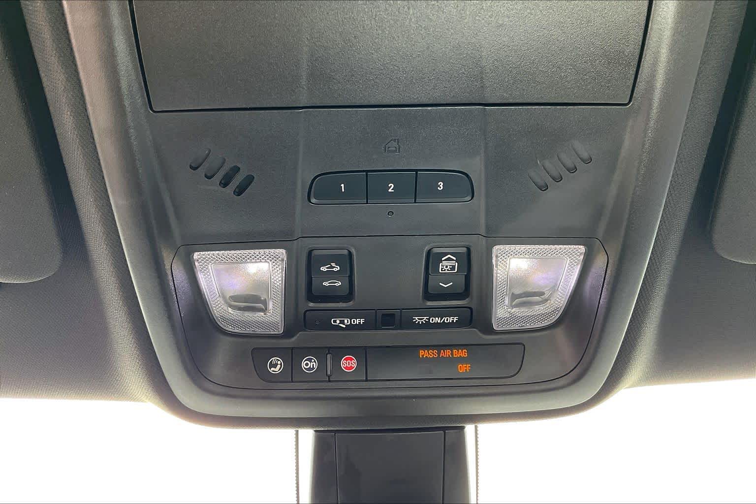 2018 Cadillac XT5 photo 34 of 35