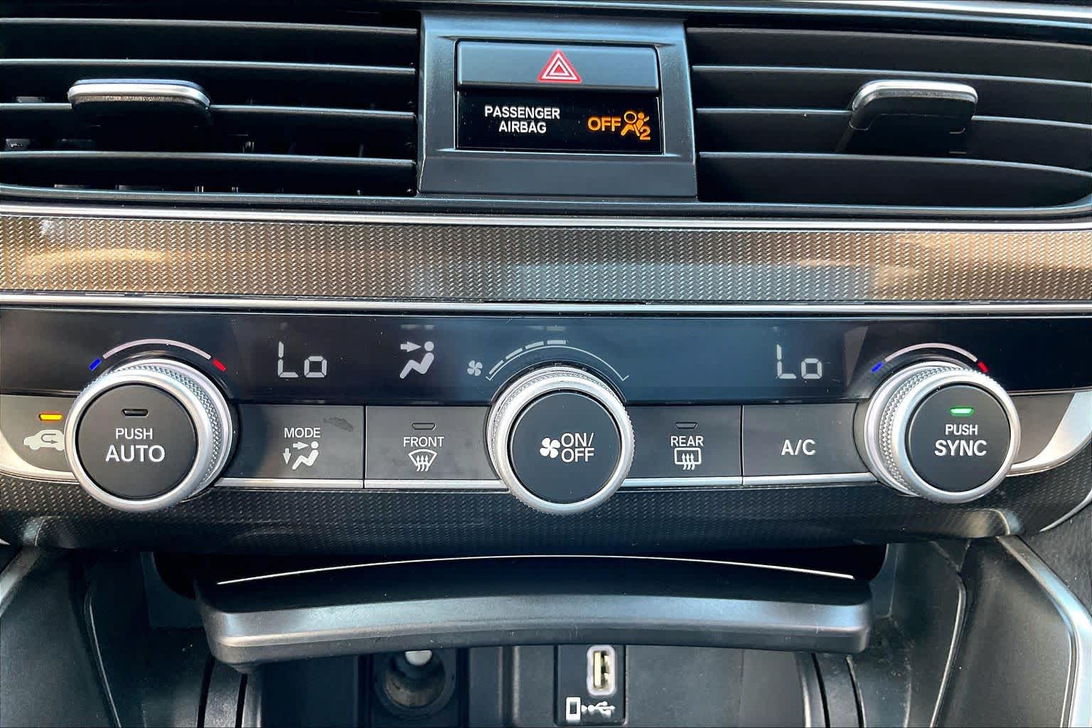 2020 Honda Accord Sedan photo 33 of 34