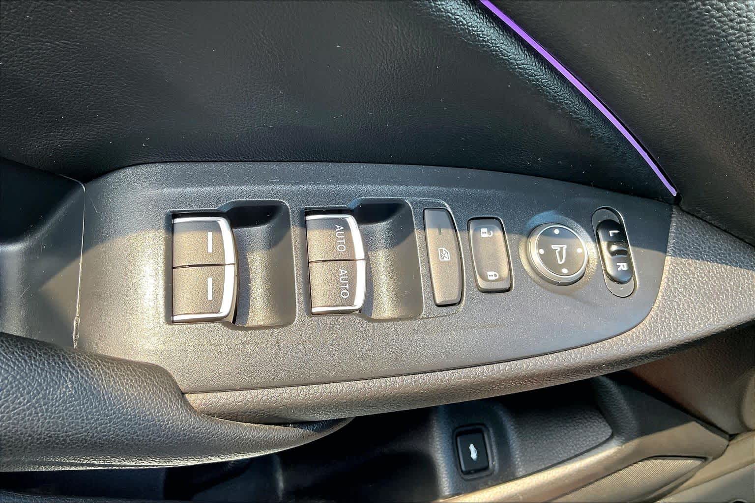 2020 Honda Accord Sedan photo 31 of 34