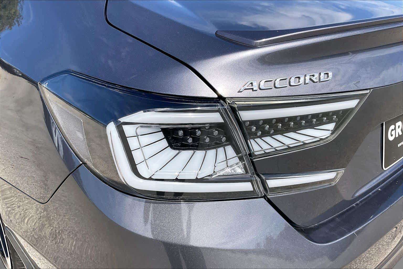 2020 Honda Accord Sedan photo 28 of 34