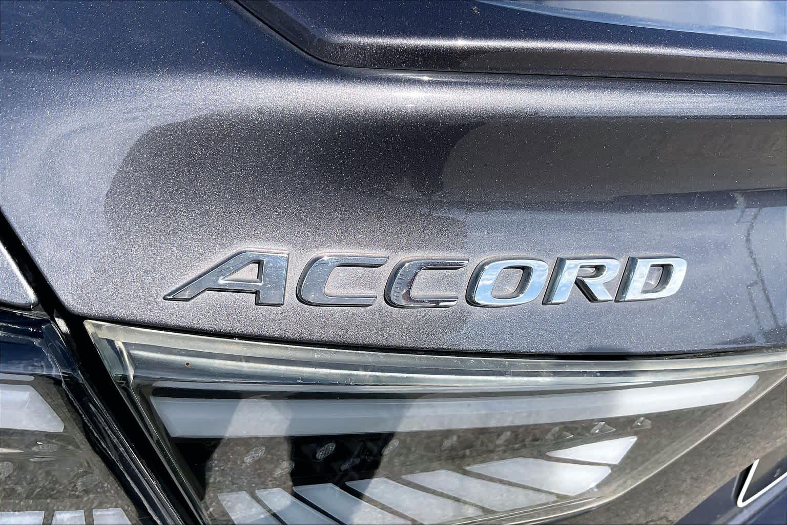 2020 Honda Accord Sedan photo 10 of 34