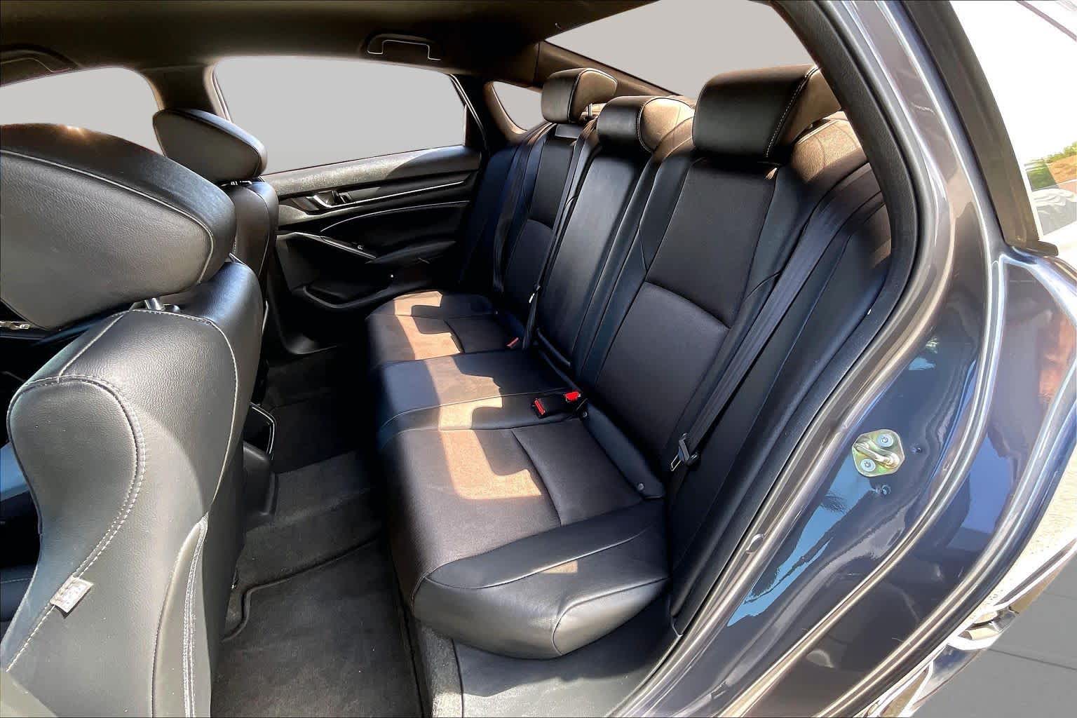 2020 Honda Accord Sedan photo 19 of 34