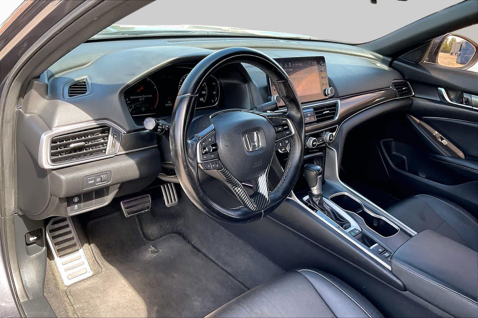 2020 Honda Accord Sedan photo 17 of 34