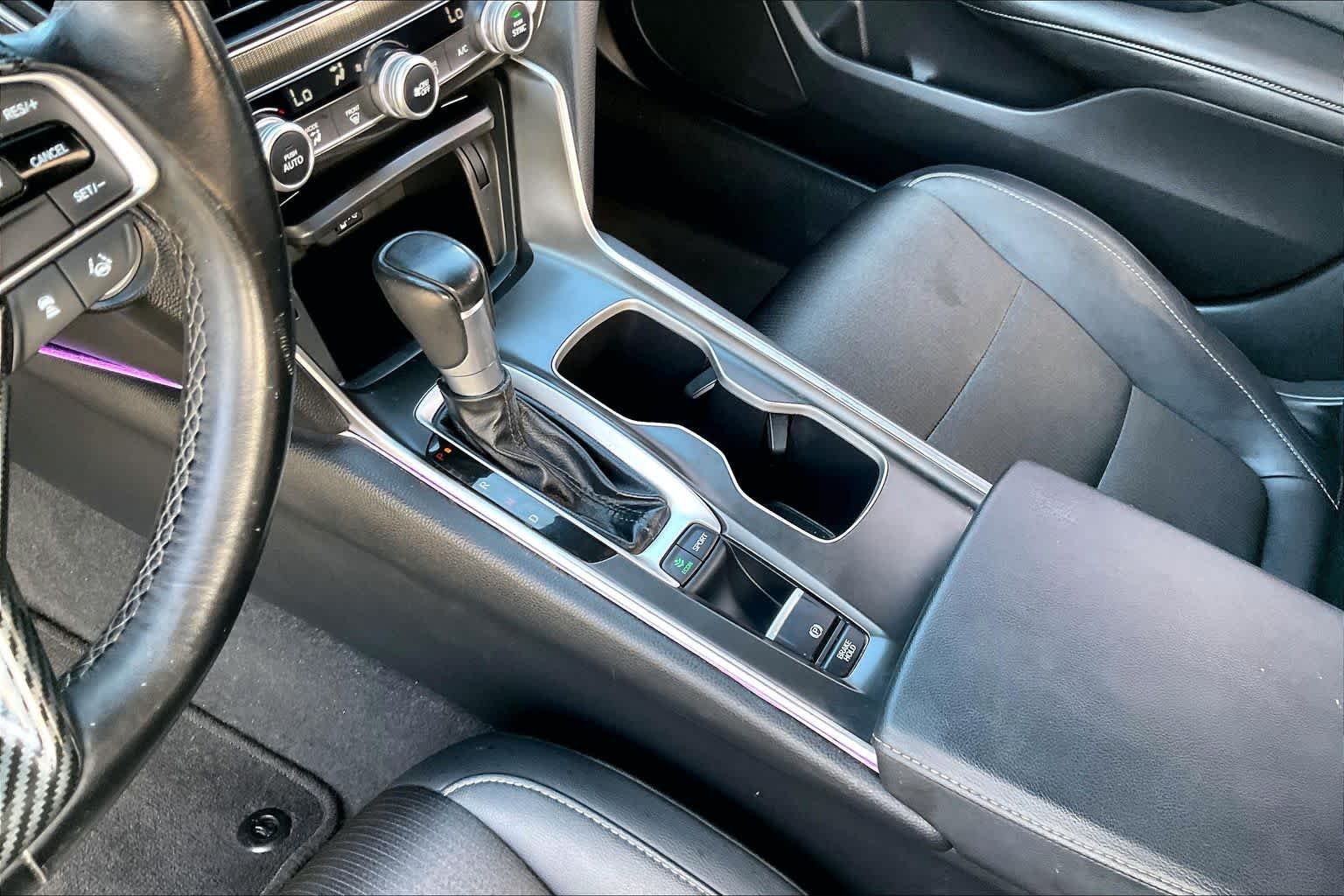 2020 Honda Accord Sedan photo 16 of 34