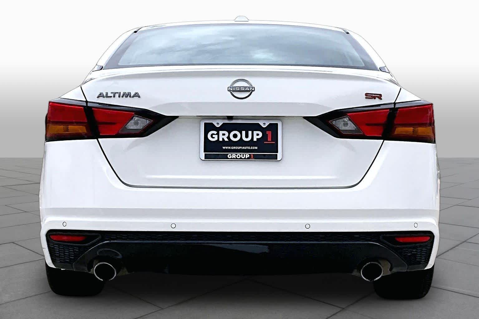2024 Nissan Altima 2.5 SR Glacier White at HGreg Houston