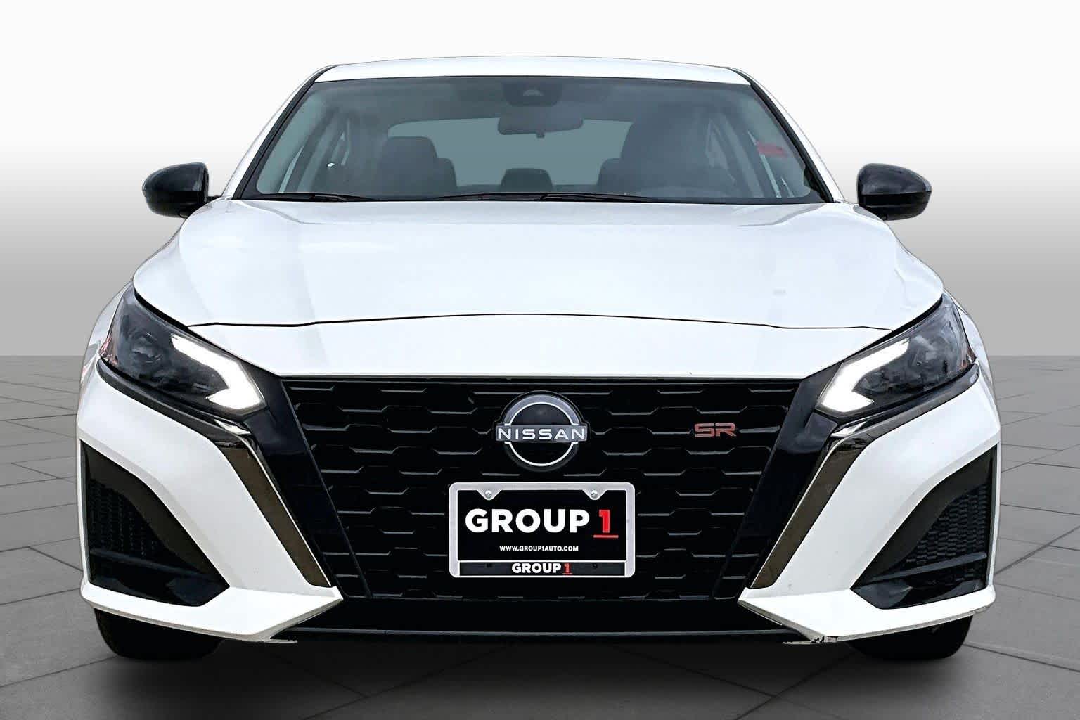 2024 Nissan Altima 2.5 SR Glacier White at HGreg Houston