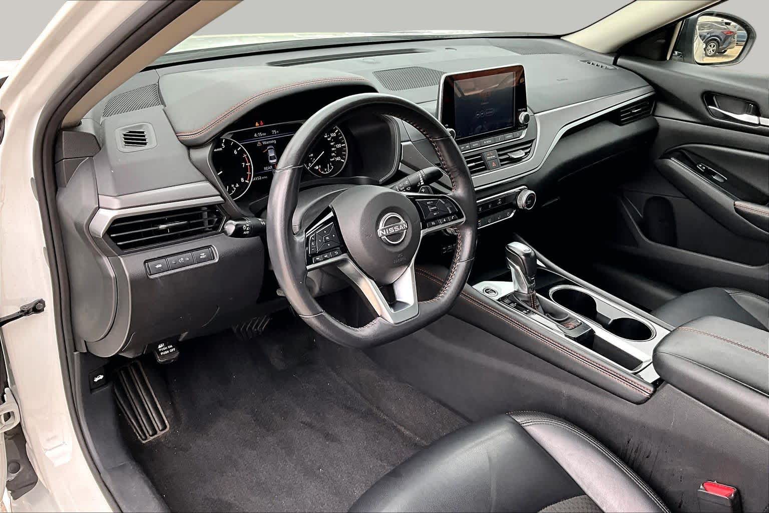 2024 Nissan Altima 2.5 SR Glacier White at HGreg Houston