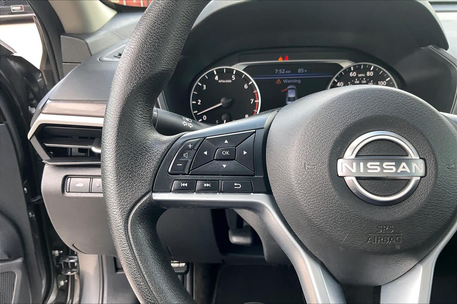 2025 Nissan Altima photo 23 of 33