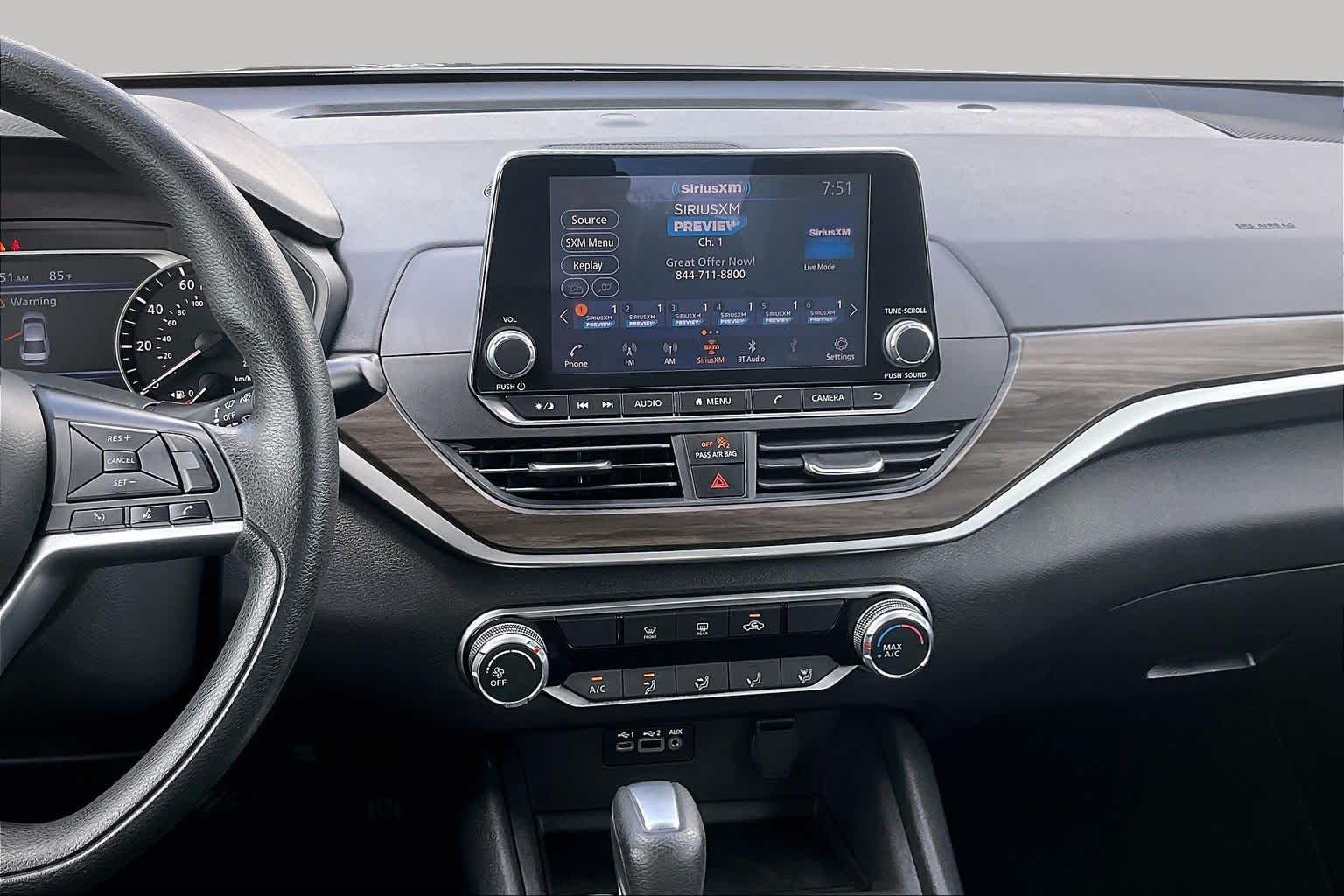 2025 Nissan Altima photo 7 of 33