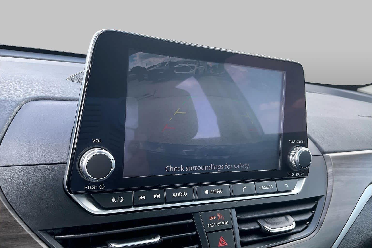 2025 Nissan Altima photo 26 of 33
