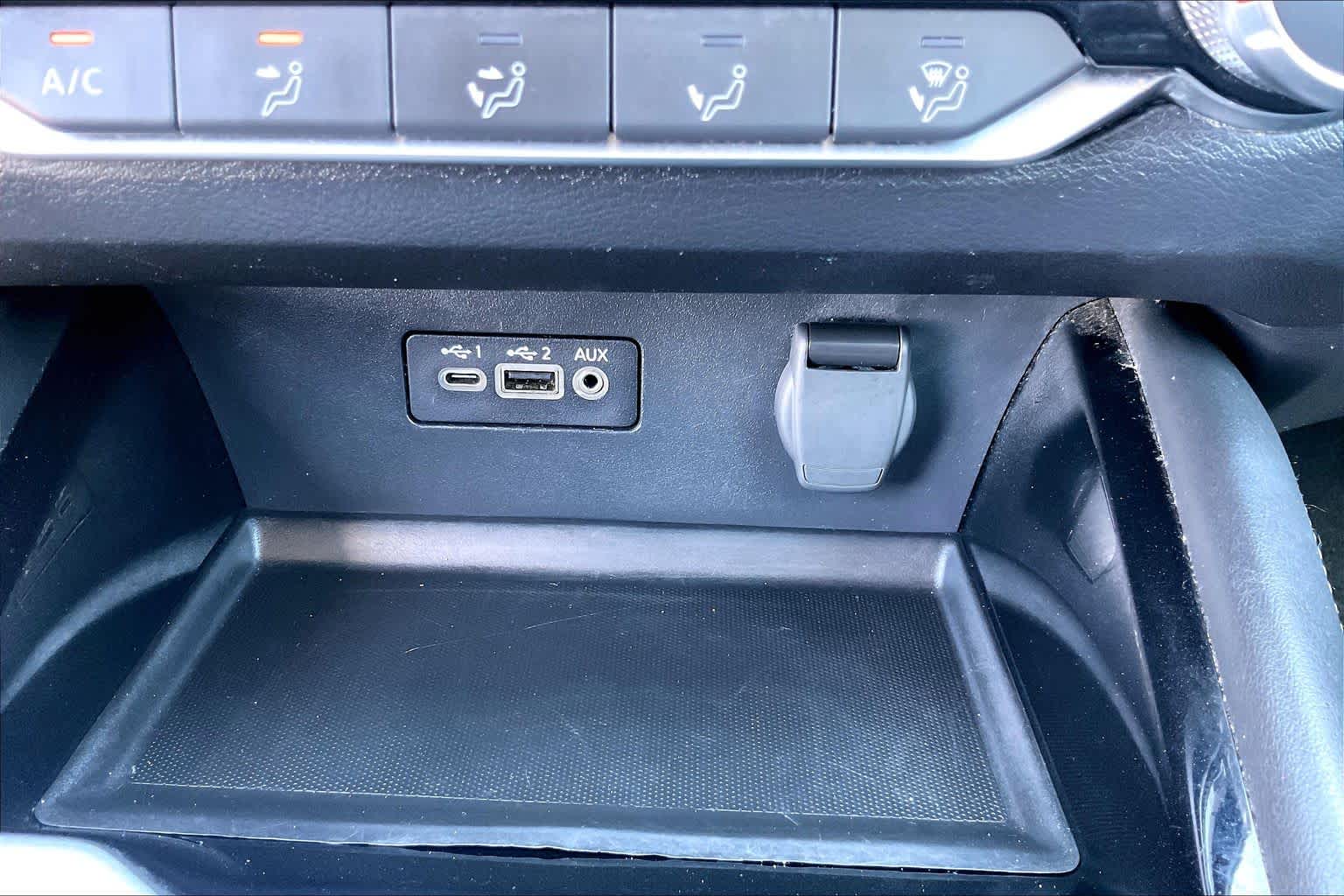 2023 Nissan Altima photo 32 of 34