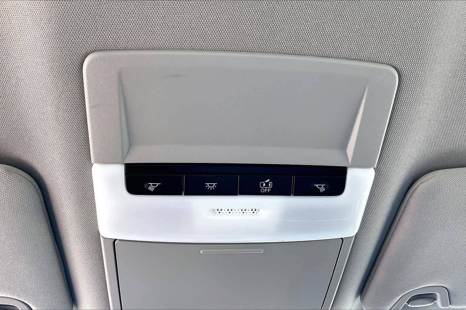 2023 Nissan Altima photo 33 of 34