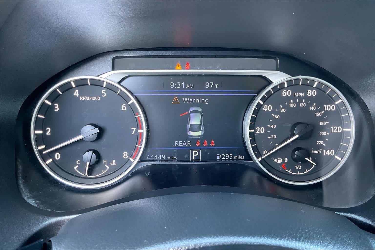 2023 Nissan Altima photo 25 of 34
