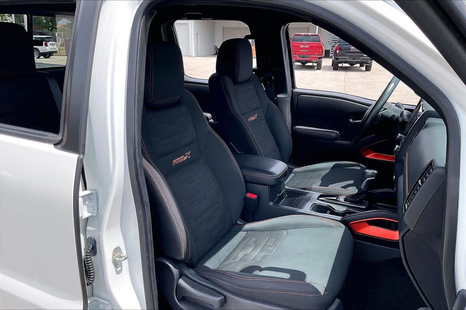 2022 Nissan Frontier PRO-X - 7