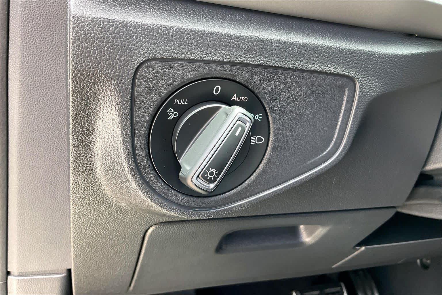 2023 Volkswagen Atlas Cross Sport 3.6L V6 SEL Premium R-Line Pure Gray at AutoNation USA Houston