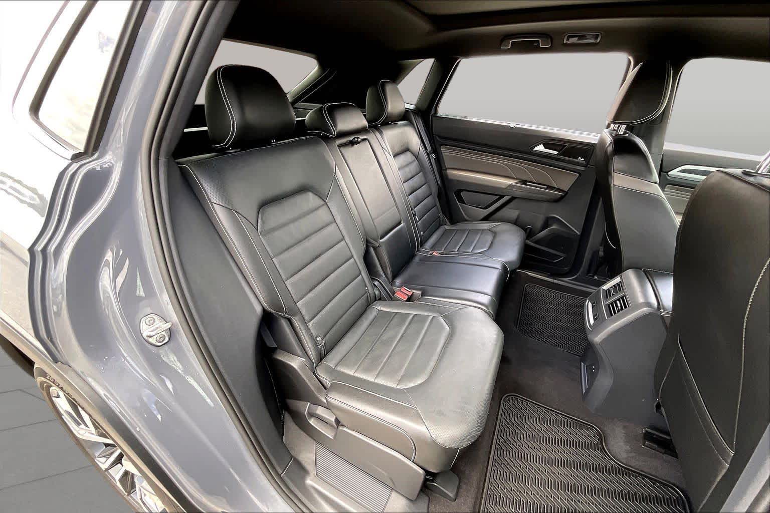 2023 Volkswagen Atlas Cross Sport 3.6L V6 SEL Premium R-Line Pure Gray at AutoNation USA Houston