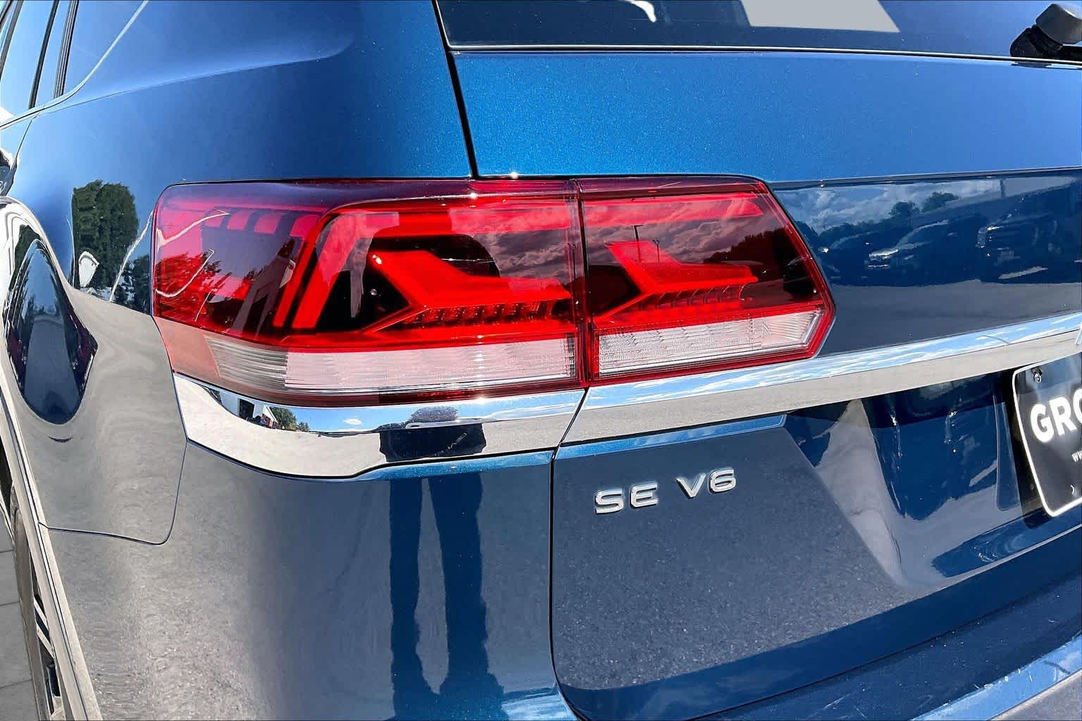 2023 Volkswagen Atlas photo 29 of 37