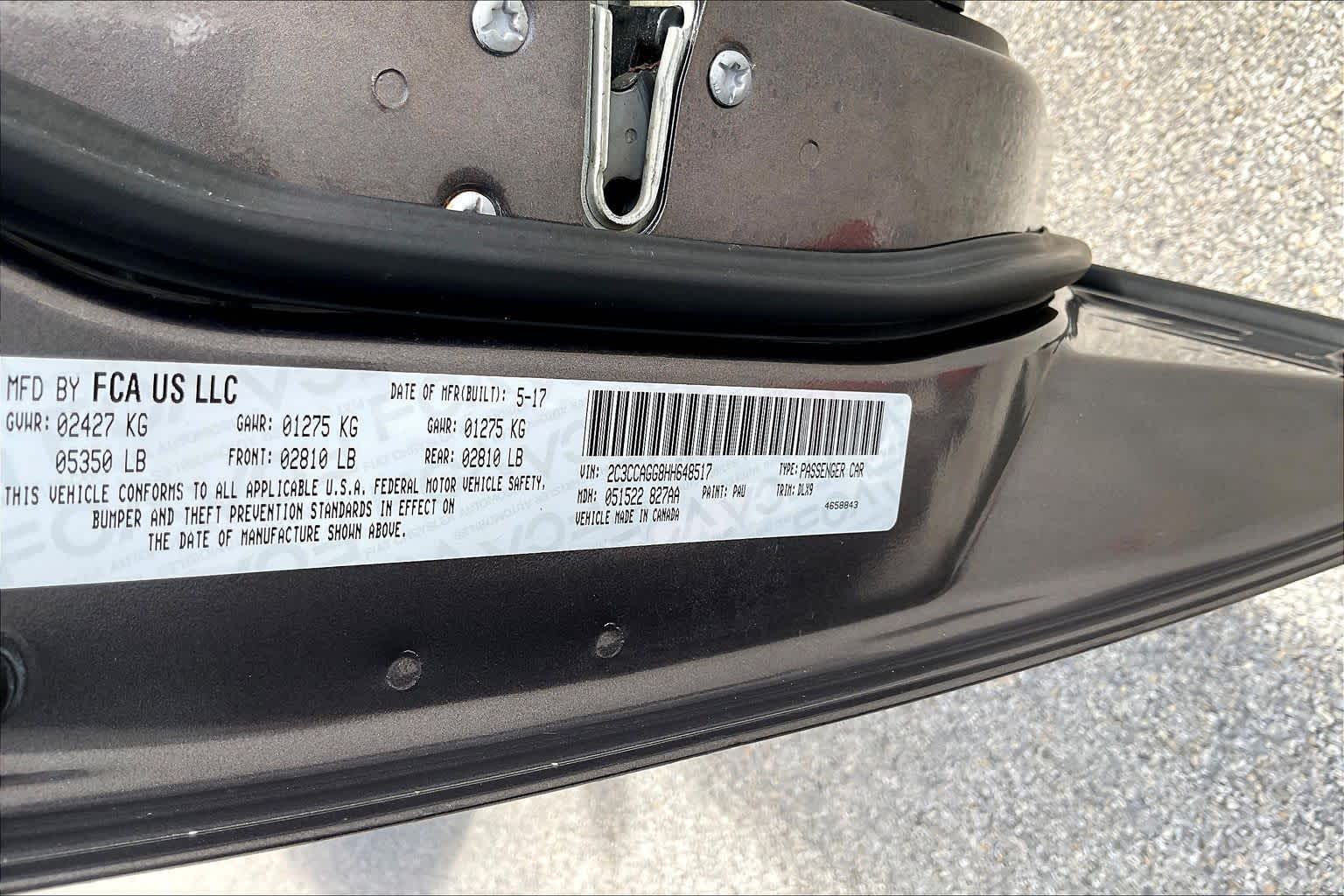 2017 Chrysler 300 photo 34 of 34