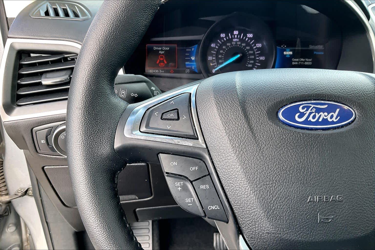 2021 Ford Edge photo 23 of 34