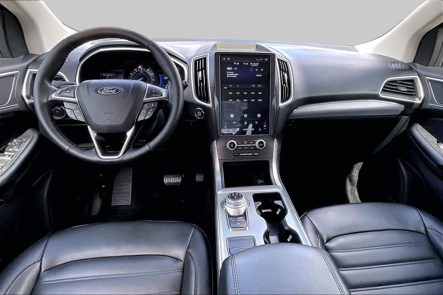2021 Ford Edge photo 15 of 34