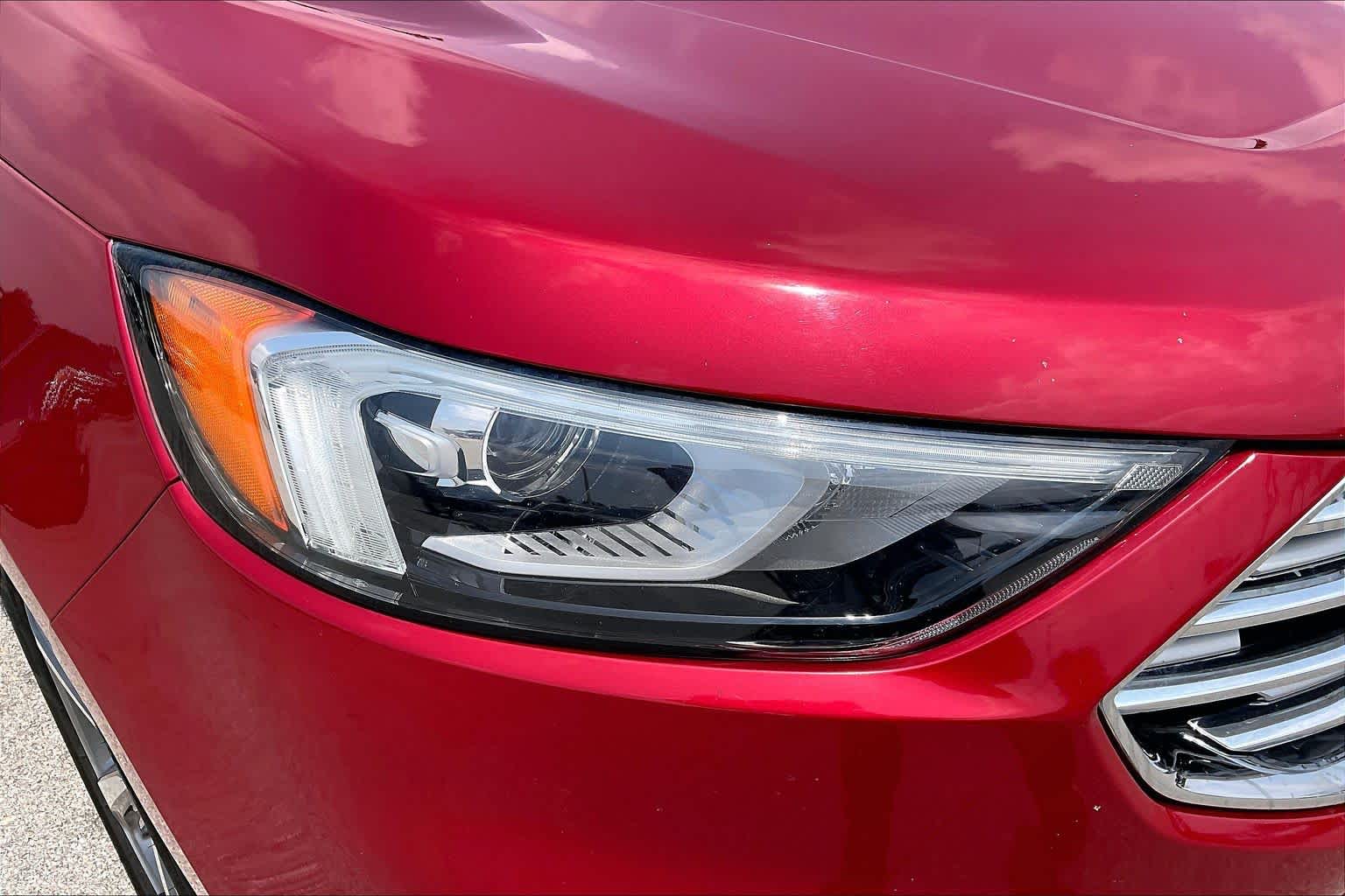 2020 Ford Edge SEL Rapid Red Metallic Tinted Clearcoat at Tomball Ford