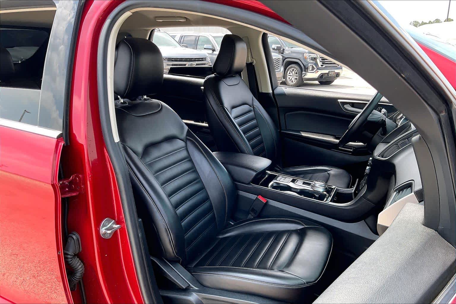 2020 Ford Edge SEL - 8
