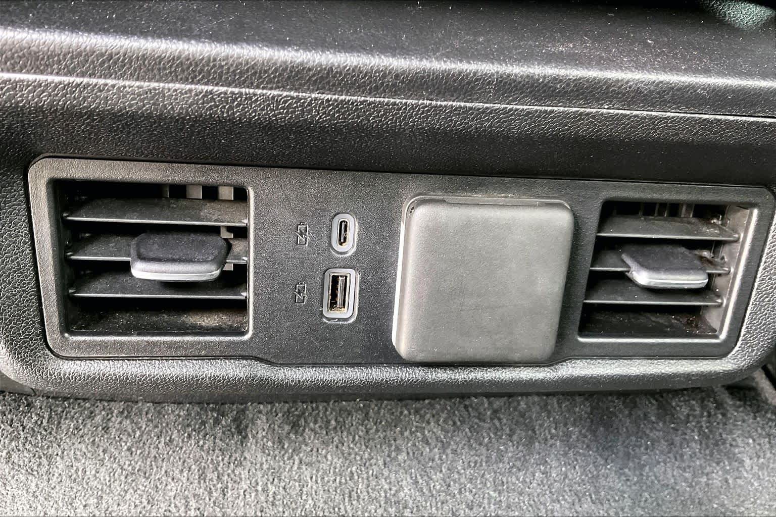 2025 Chevrolet Silverado 2500HD photo 29 of 32