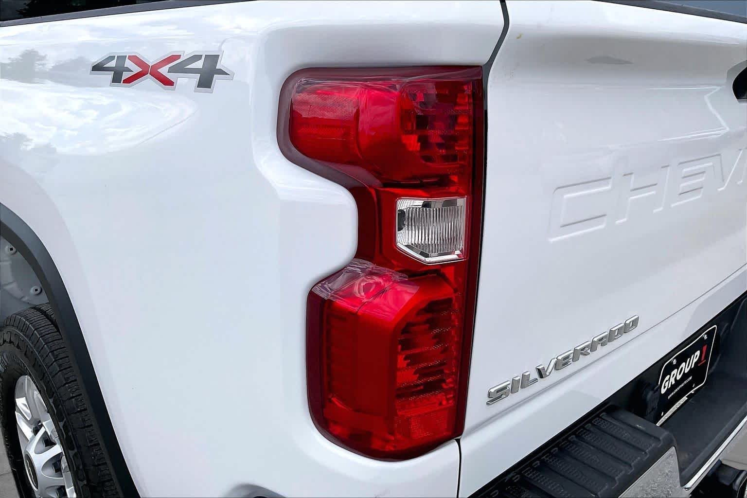 2025 Chevrolet Silverado 2500HD photo 26 of 32