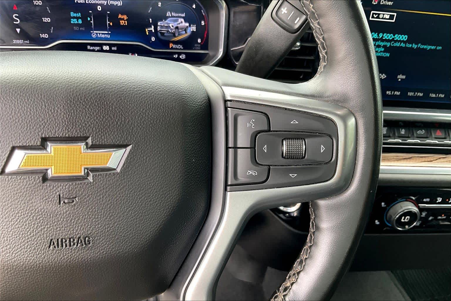 2025 Chevrolet Silverado 2500HD photo 22 of 32