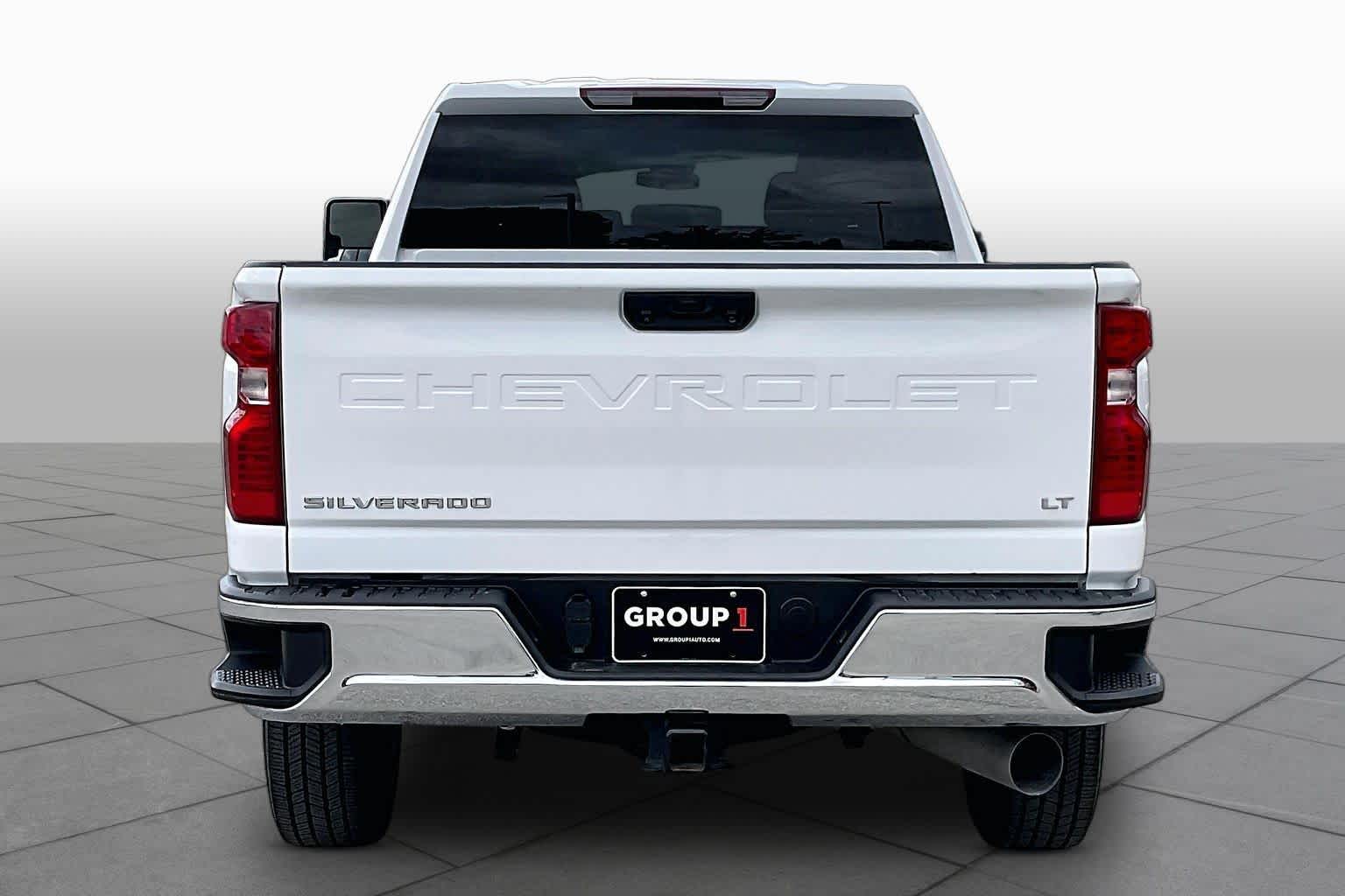 2025 Chevrolet Silverado 2500HD photo 5 of 32