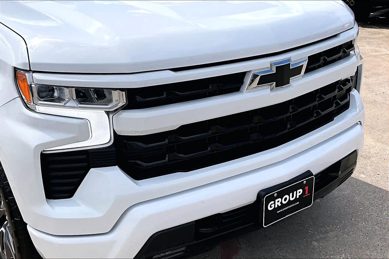 2025 Chevrolet Silverado 1500 RST Summit White at Group 1 GMC Buick South