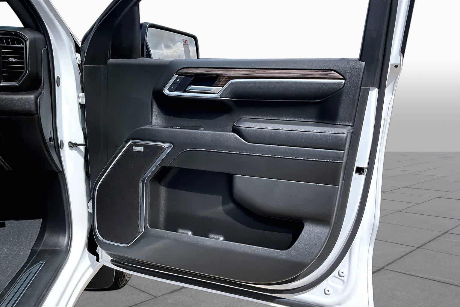 2025 Chevrolet Silverado 1500 RST Summit White at Turner Chevrolet