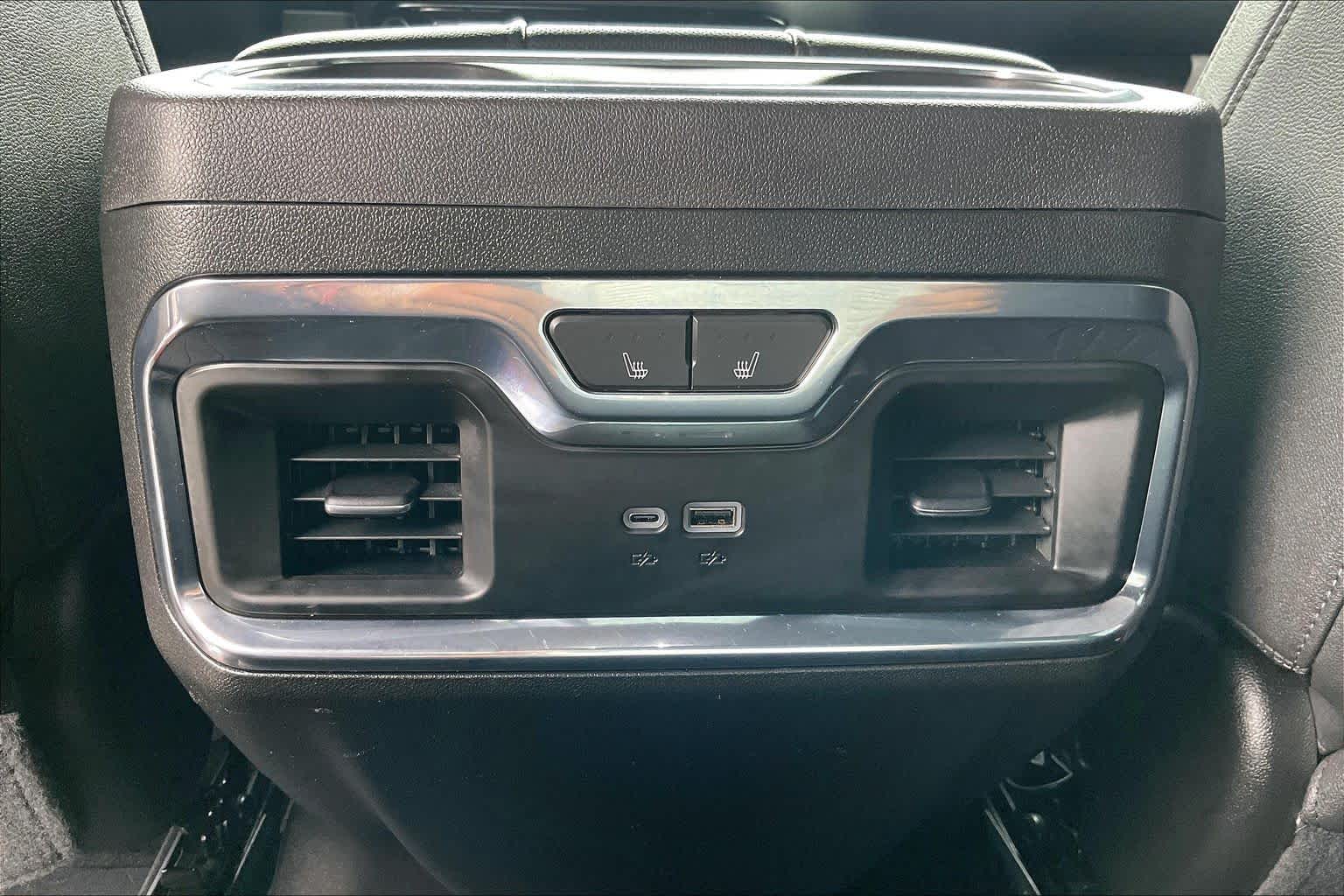 2023 Chevrolet Silverado 1500 photo 31 of 34