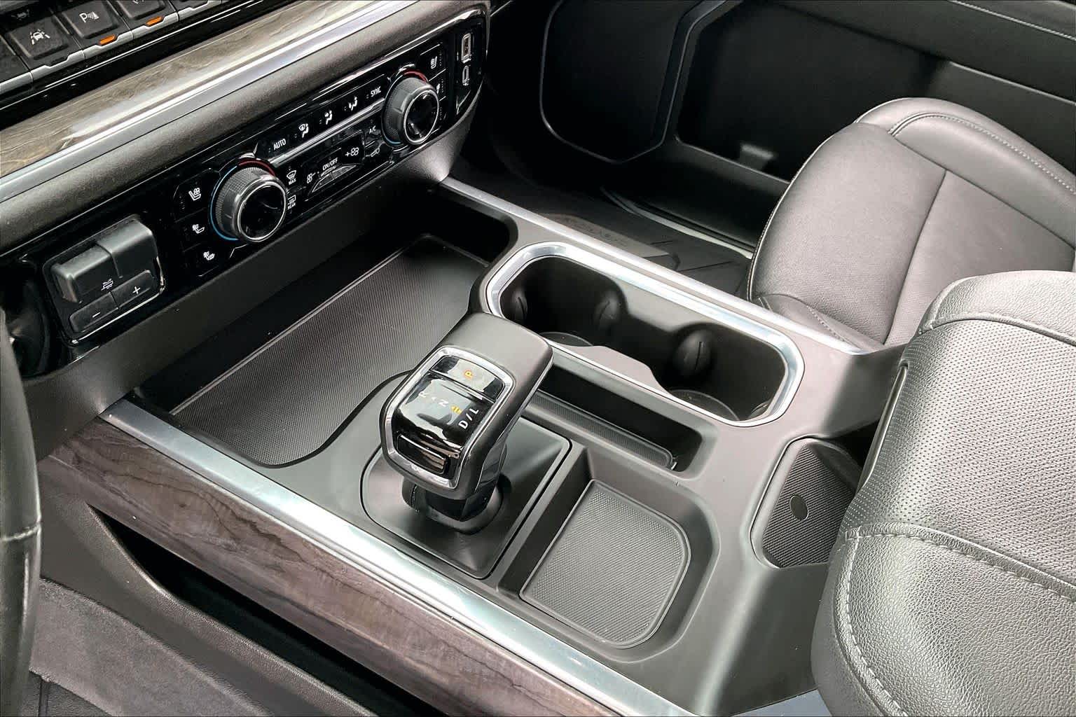 2023 Chevrolet Silverado 1500 photo 16 of 34