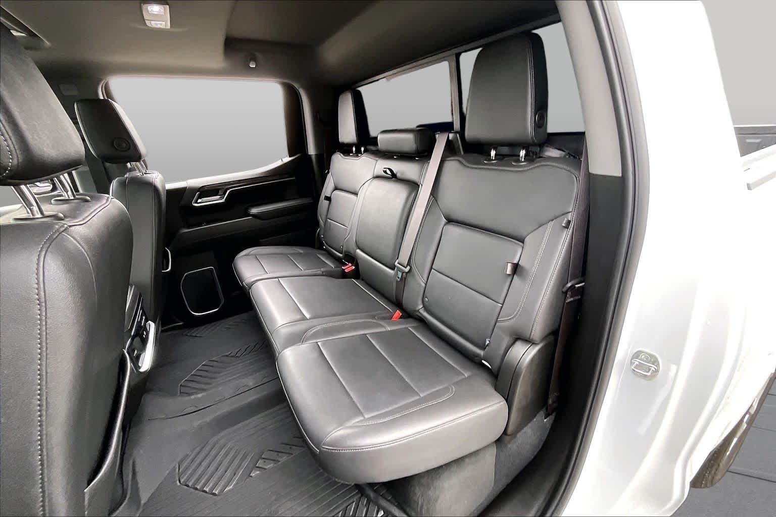 2023 Chevrolet Silverado 1500 photo 19 of 34