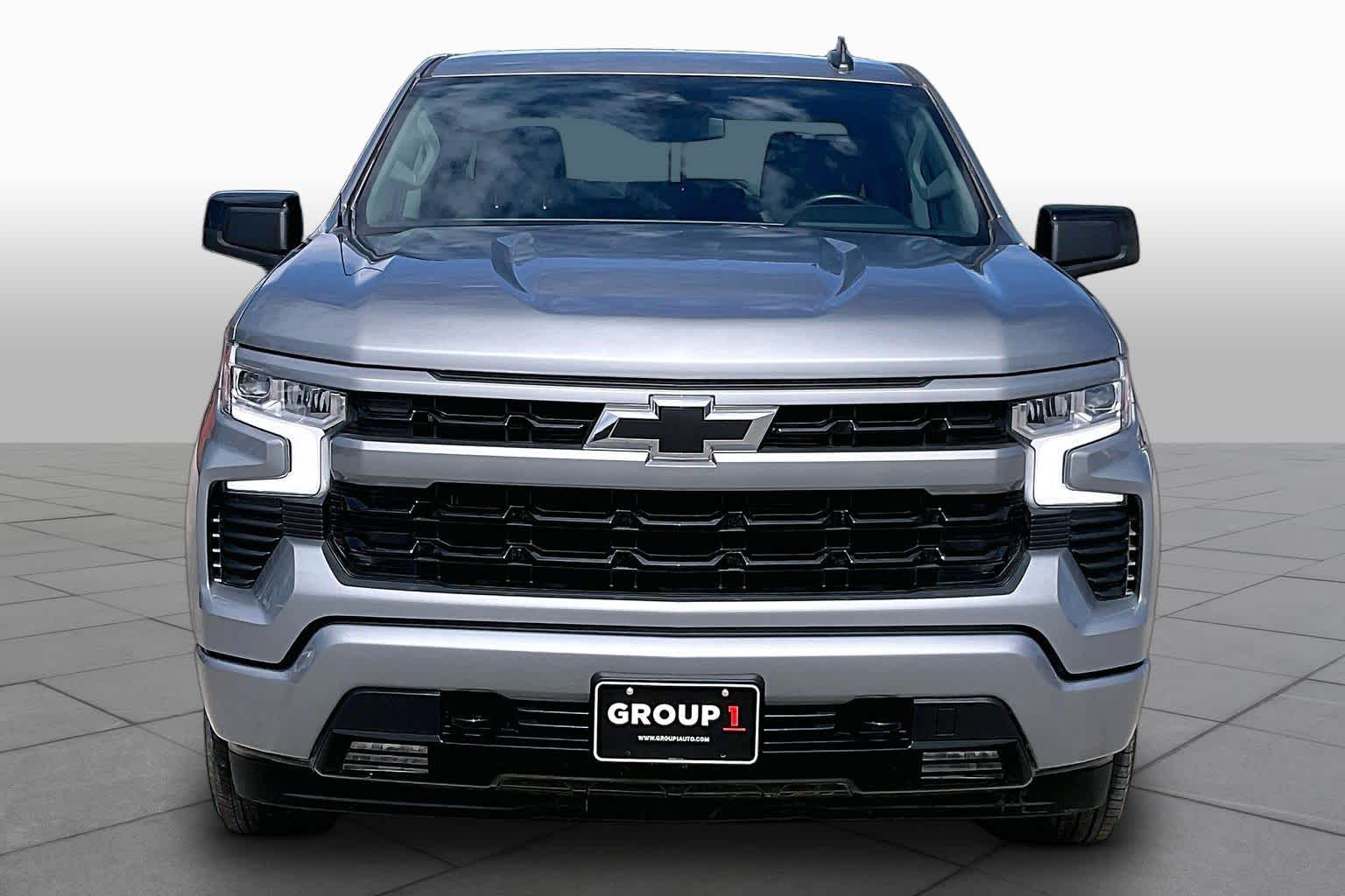 2026 Chevrolet Silverado 1500 photo 3 of 32
