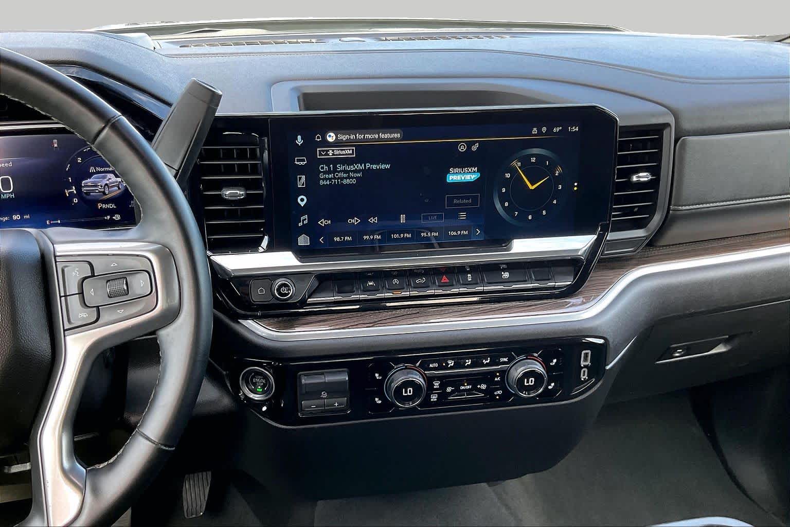 2026 Chevrolet Silverado 1500 photo 6 of 32