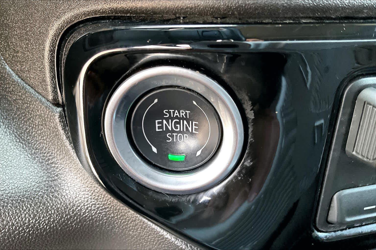 2026 Chevrolet Silverado 1500 photo 30 of 32