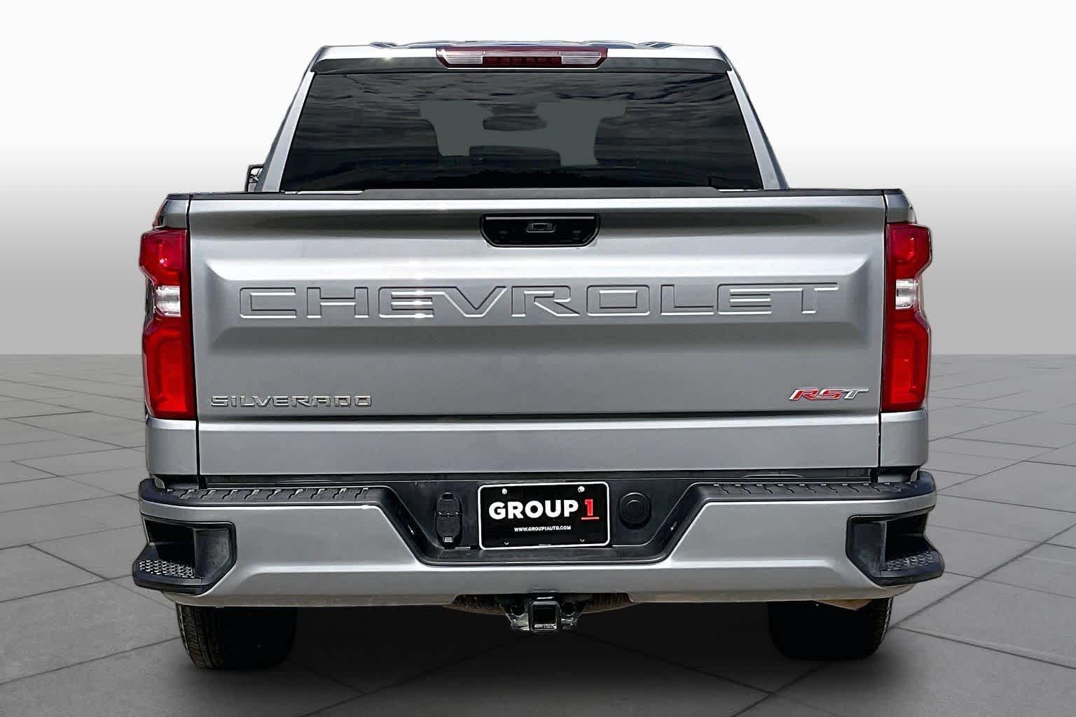2026 Chevrolet Silverado 1500 photo 4 of 32