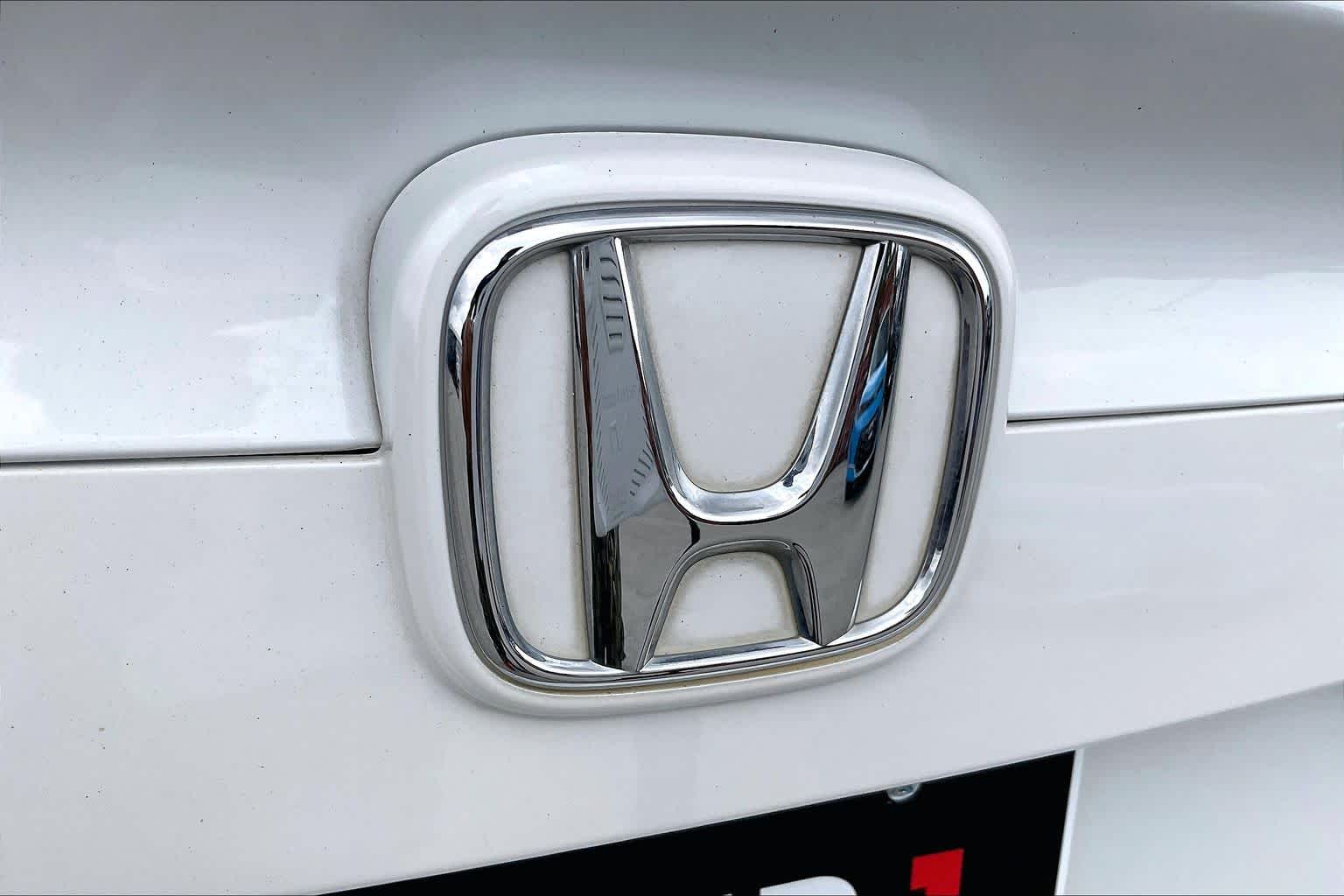 2021 Honda Civic Sedan EX-L Platinum White Pearl at Westside Kia