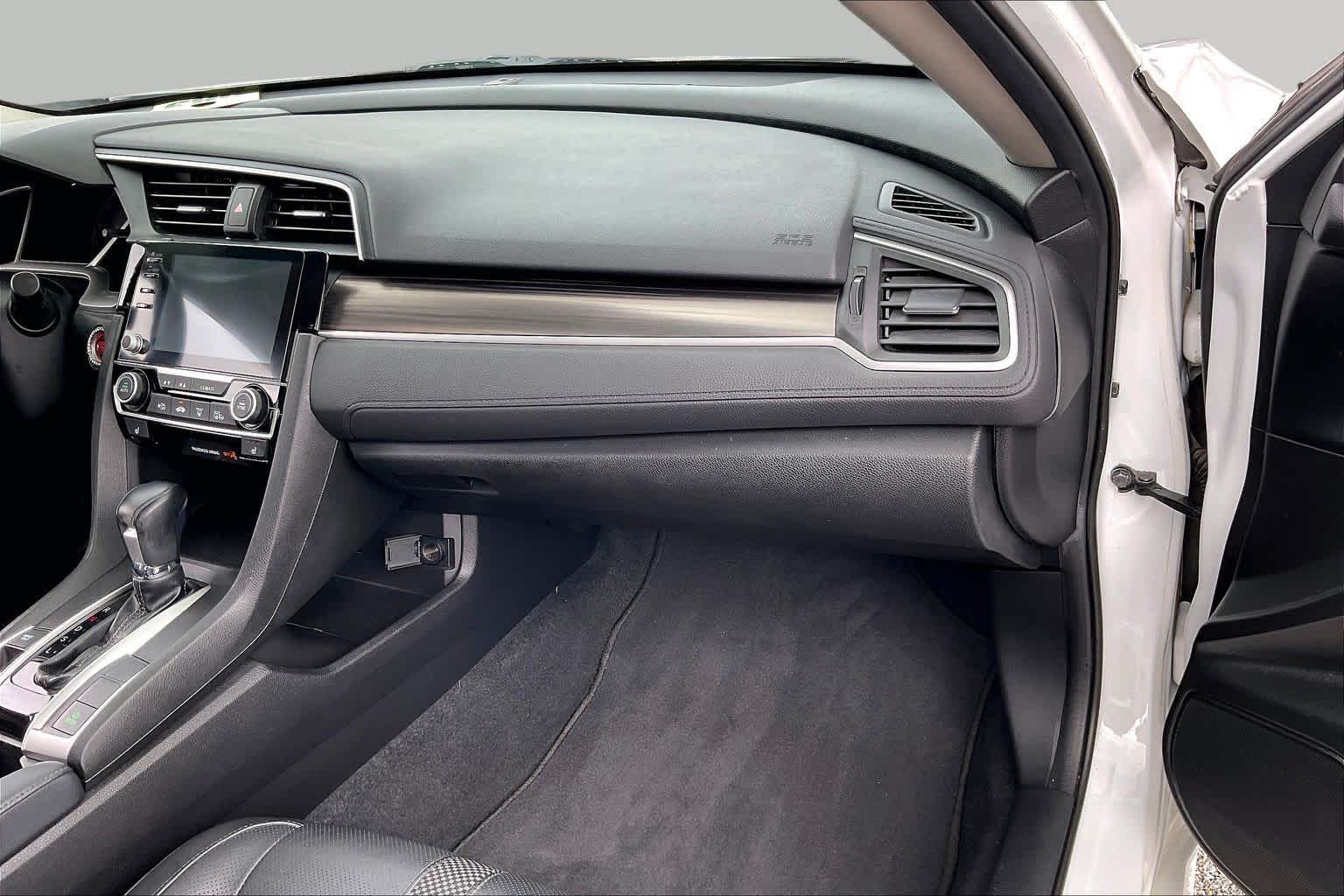 2021 Honda Civic Sedan EX-L Platinum White Pearl at Westside Kia