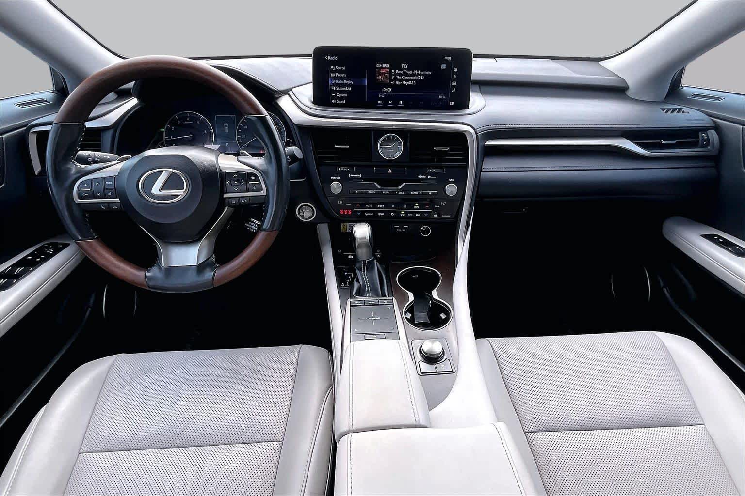 2022 Lexus RX 350 photo 5 of 8