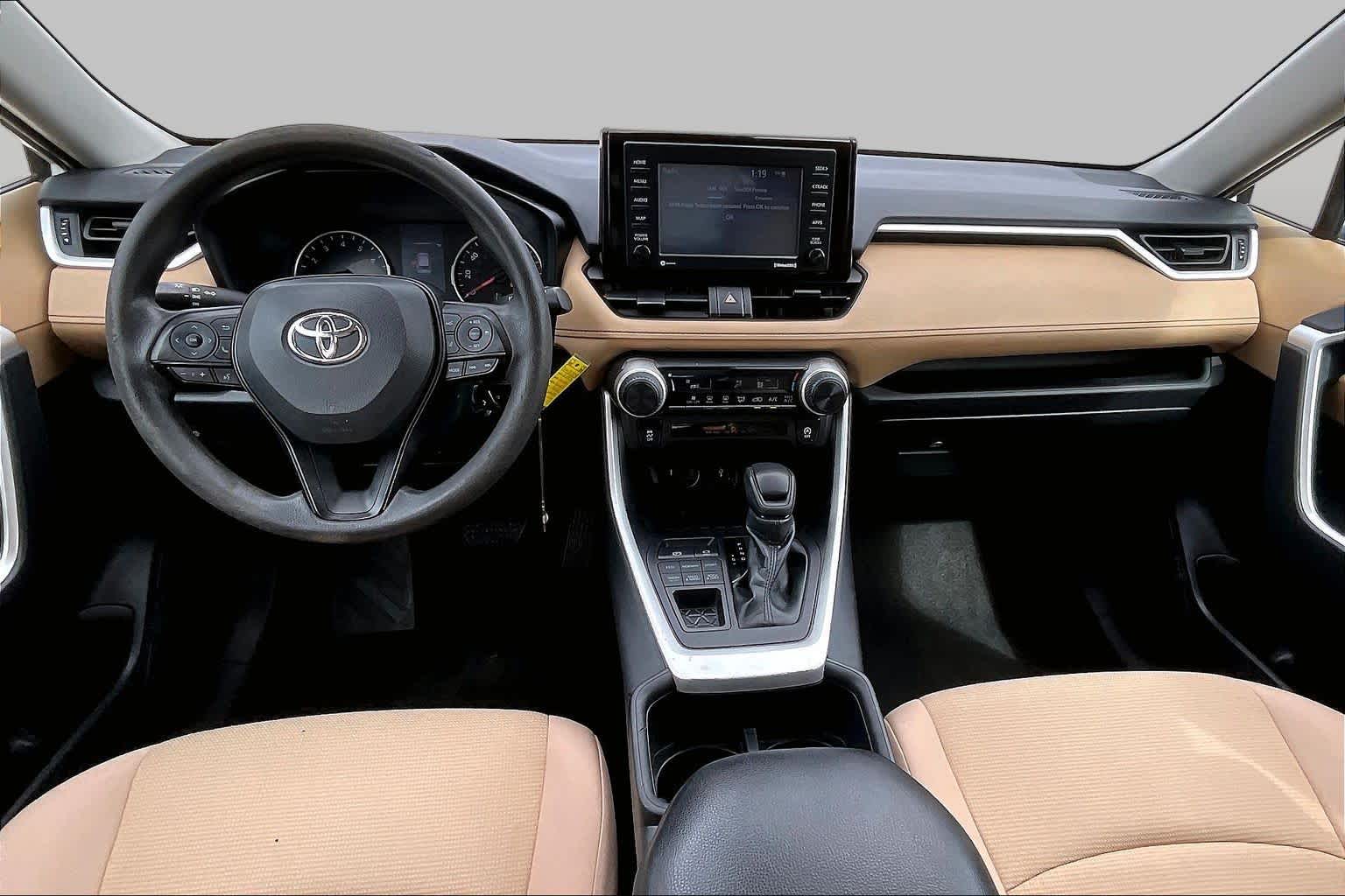 2022 Toyota RAV4 photo 14 of 33