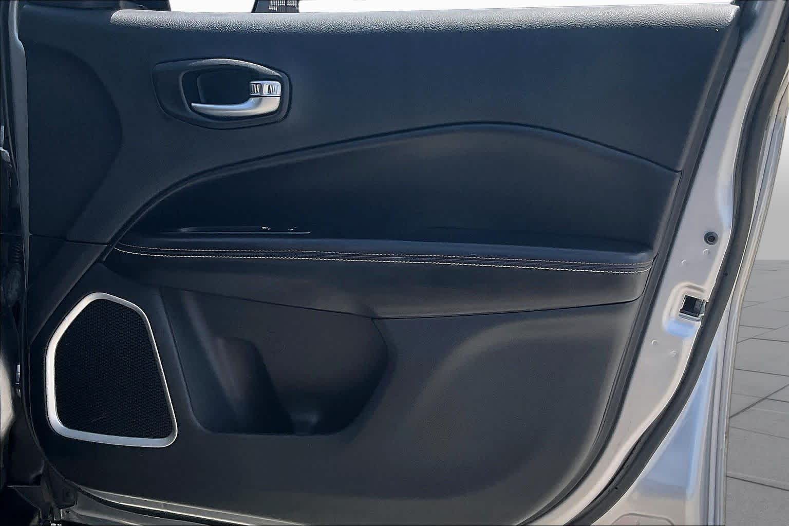 2019 Jeep Compass Latitude Billet Silver Metallic Clear Coat at Baytown Ford