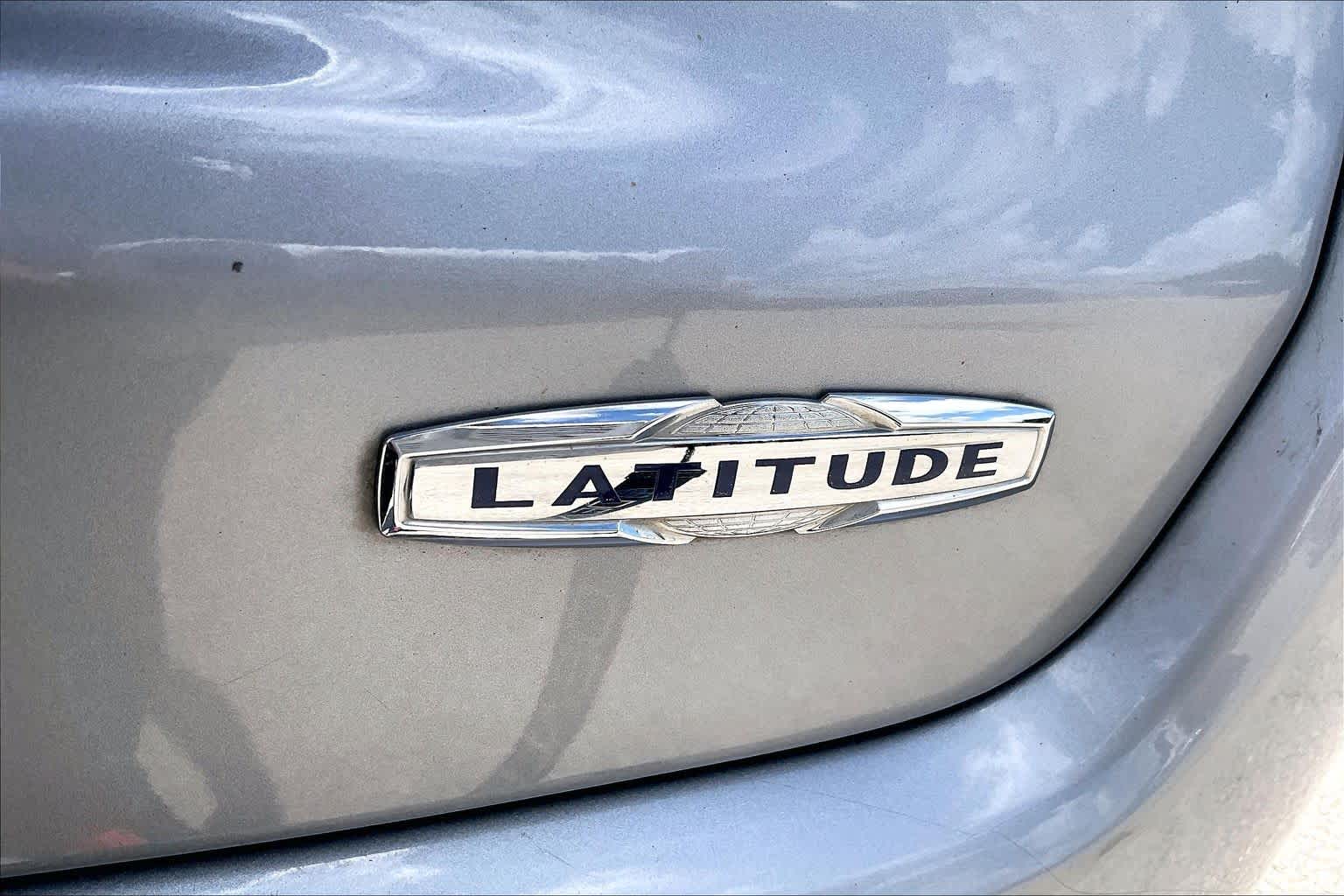 2019 Jeep Compass Latitude Billet Silver Metallic Clear Coat at Baytown Ford
