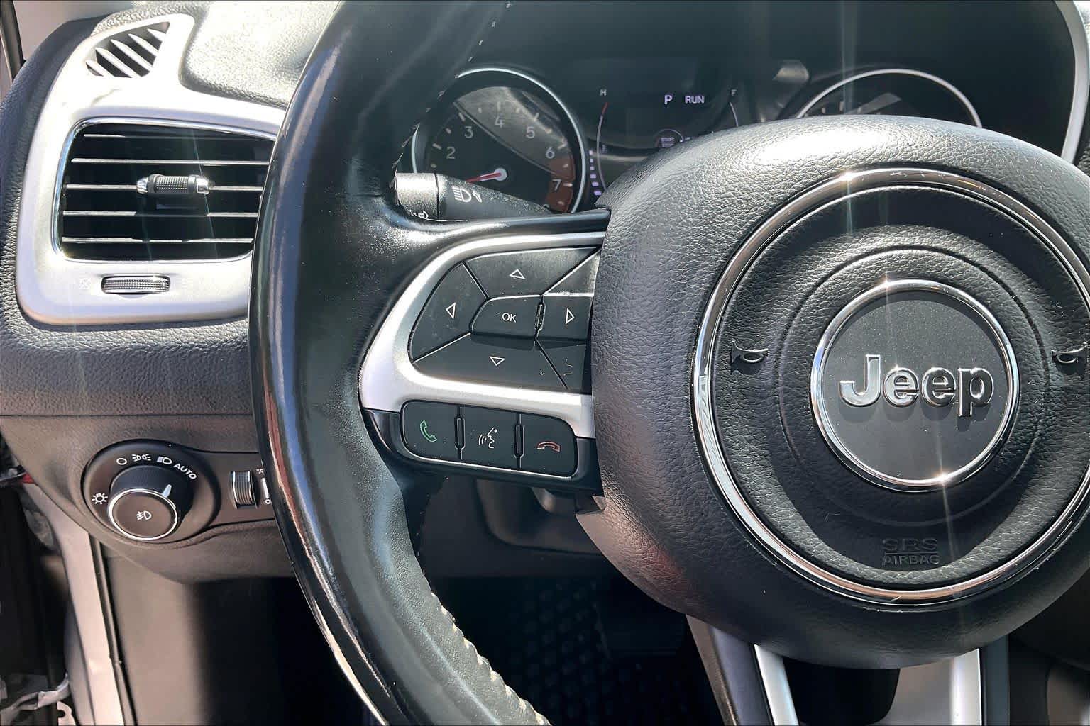 2019 Jeep Compass Latitude Billet Silver Metallic Clear Coat at Baytown Ford