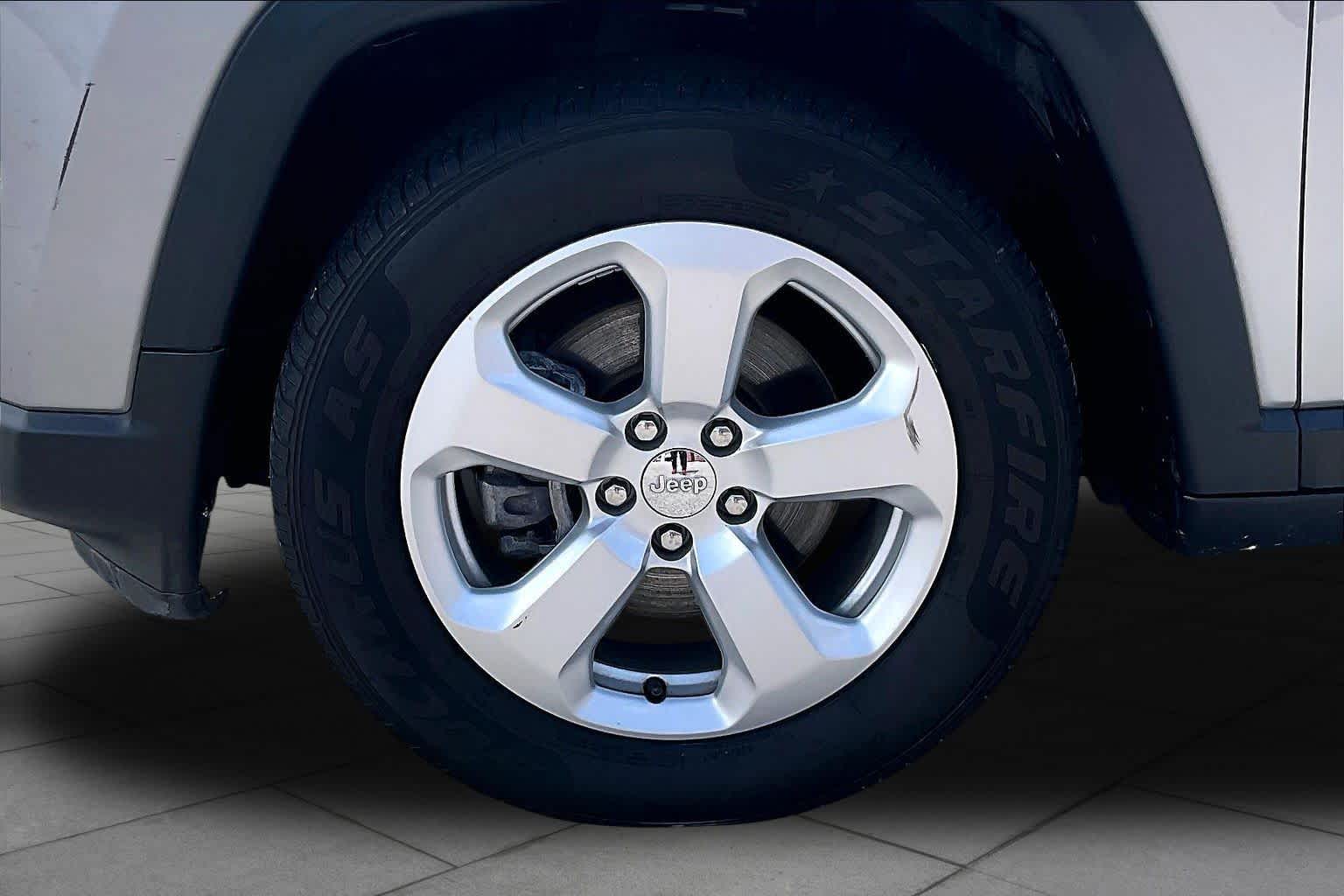 2019 Jeep Compass Latitude Billet Silver Metallic Clear Coat at Baytown Ford