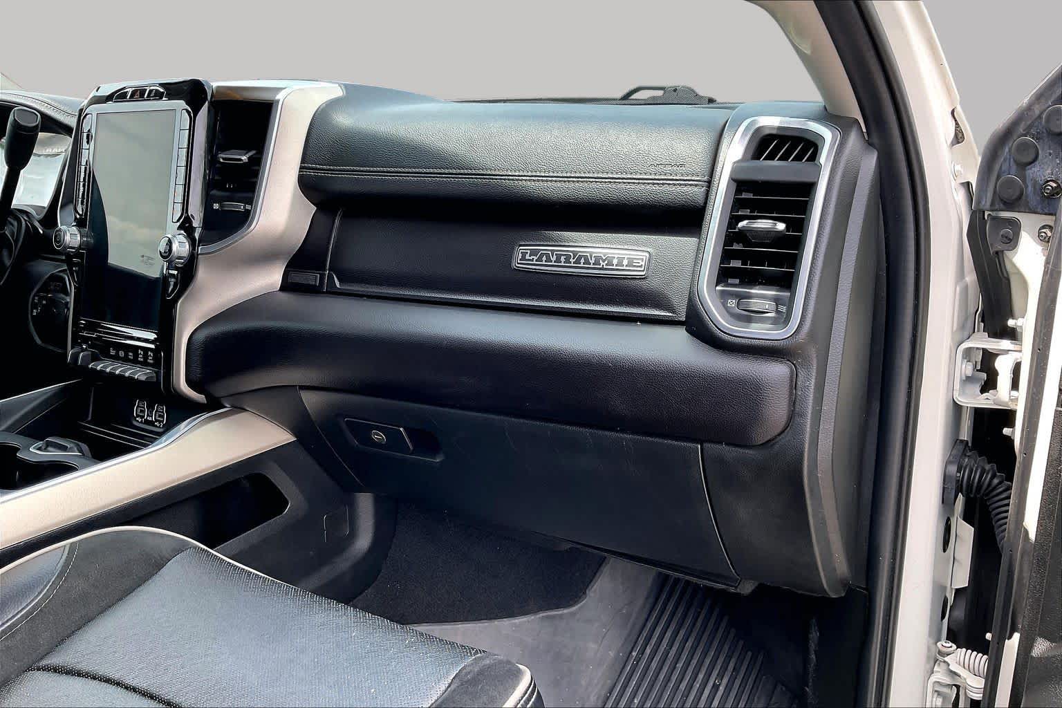 2024 Ram 3500 photo 19 of 37