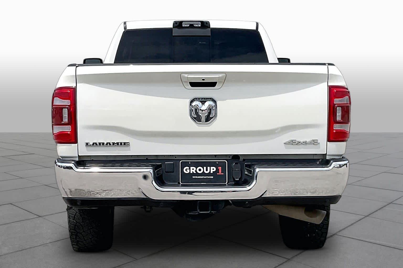 2024 Ram 3500 photo 5 of 37